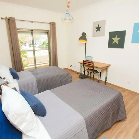 Modern Luxury Near Harbor Of Apartment Albufeira