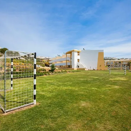 Modern Luxury Near Harbor Of Albufeira