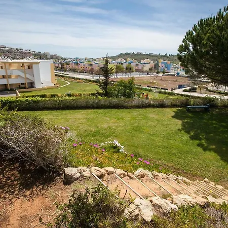 Modern Luxury Near Harbor Of Apartment Albufeira