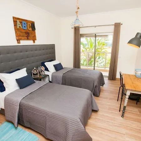 Apartment Modern Luxury Near Harbor Of